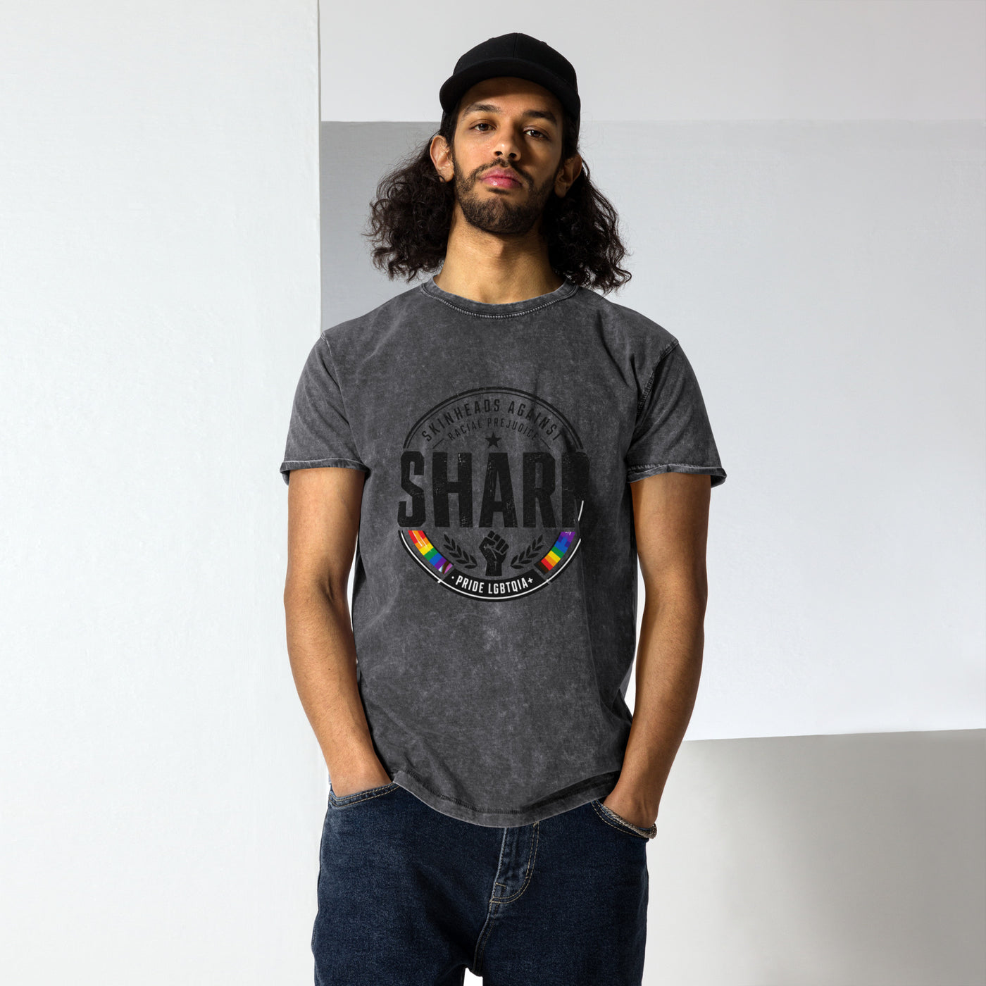 Denim-T-Shirt SHARP Pride Statement – Vorderseite – 161.sharp